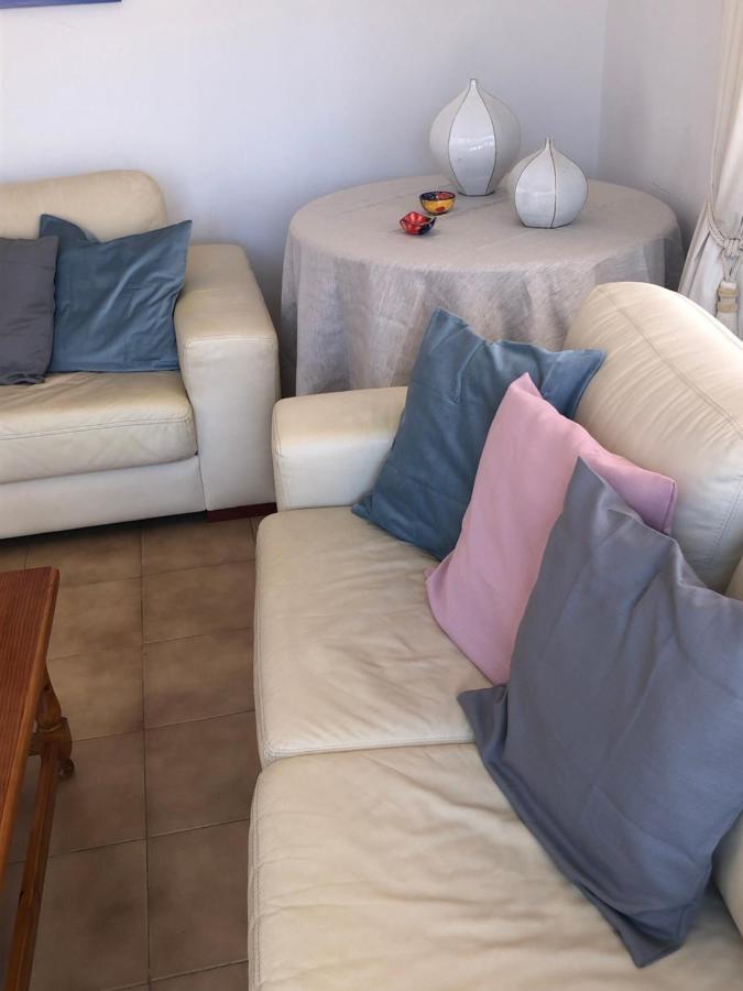 Charming 2 Bed Apartment Next To Cabopino Beach, Spain Марбелья Экстерьер фото